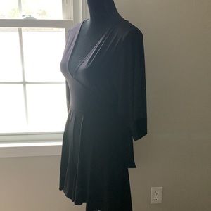 Express Medium v neck stretchy shorts jumper.